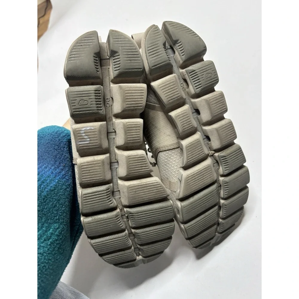 On‎ Cloud 6 Waterproof Women's 6.5 EU 37.5 Beige Lightweight Slip On Sneakers